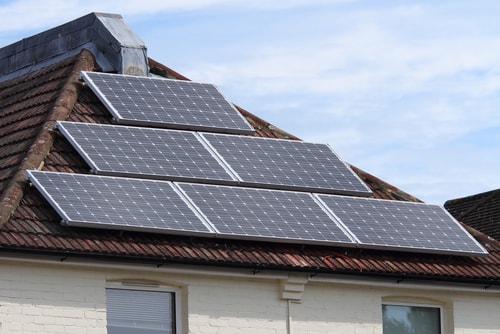 Het bijhouden van de opbrengsten van zonnepanelen